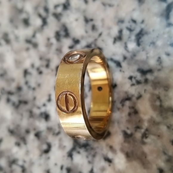 "Love" ring! Sz 8 - Picture 3 of 5